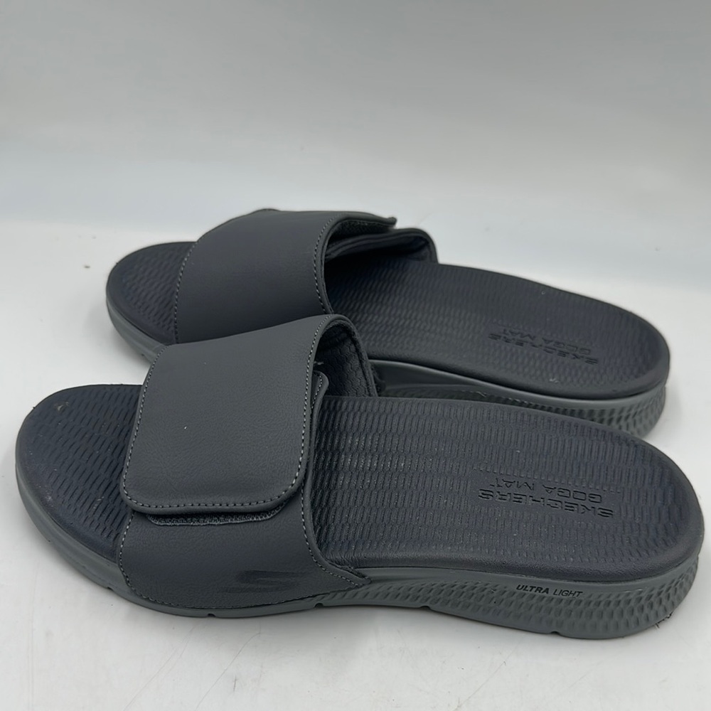 Skechers Mens Beach Sandals Goga Mat Go Consistent Waters size 8  Sliders